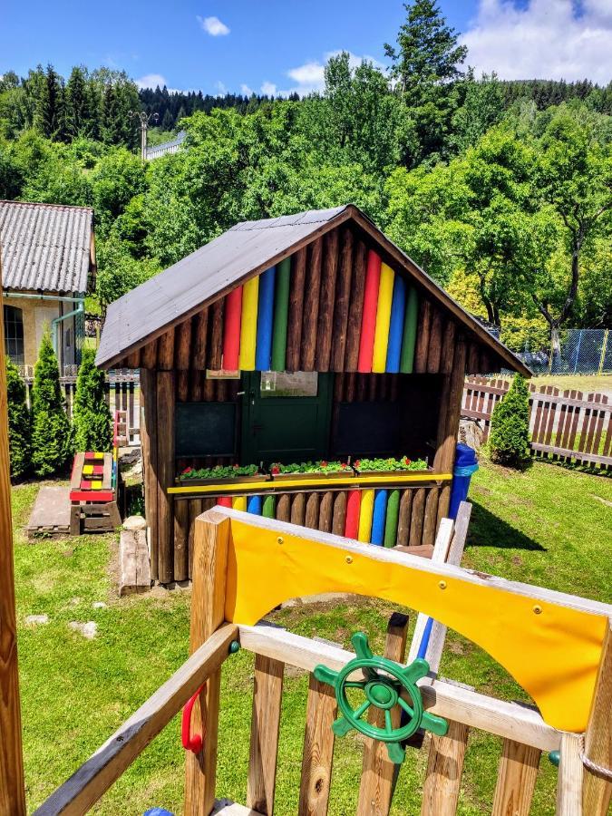 Apartmanovy Dum Pastak Loucna nad Desnou Luaran gambar