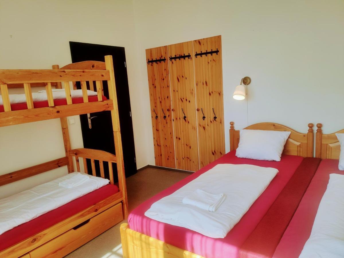 Apartmanovy Dum Pastak Loucna nad Desnou Luaran gambar