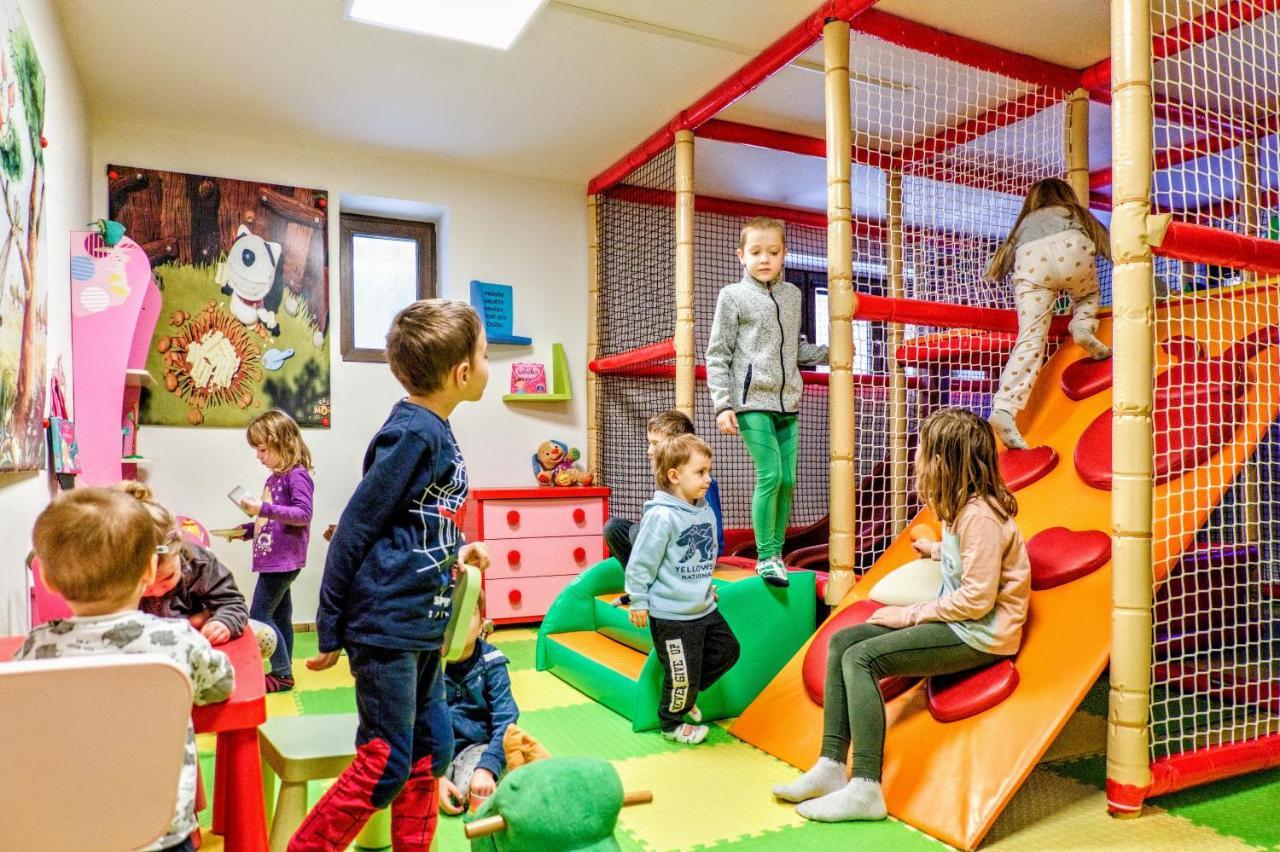 Apartmanovy Dum Pastak Loucna nad Desnou Luaran gambar