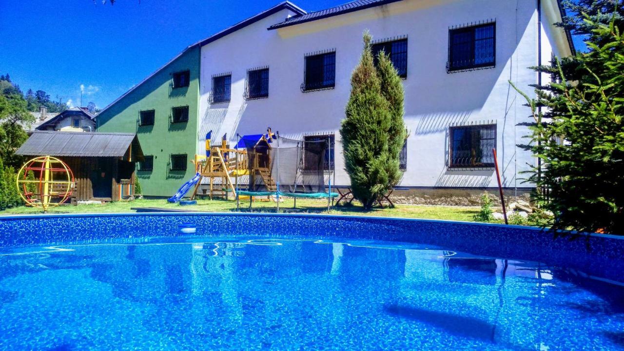 Apartmanovy Dum Pastak Loucna nad Desnou Luaran gambar