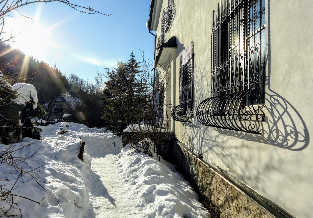 Apartmanovy Dum Pastak Loucna nad Desnou Luaran gambar